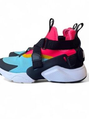 Nike Air Huarache City AH6787-400 Women’s 8.5